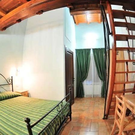 Azienda Agrituristica La Valle Del Sambuco Норча Экстерьер фото