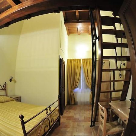 Azienda Agrituristica La Valle Del Sambuco Норча Экстерьер фото